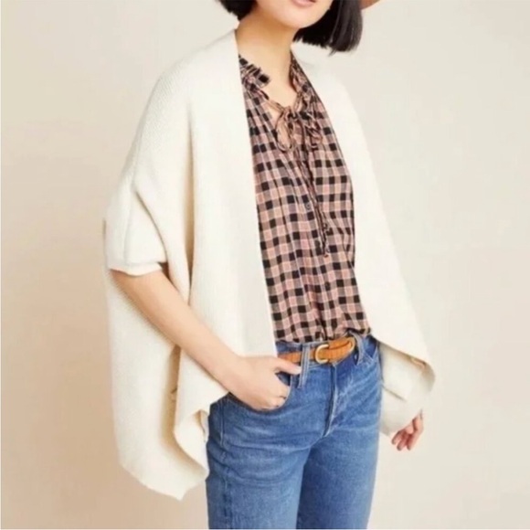 Akemi + Kin Elegant Cream Women's Sweater cardigan - Picture 1 of 8